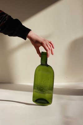 Пляшка спечена з ручкою темно - зелена 66555 фото